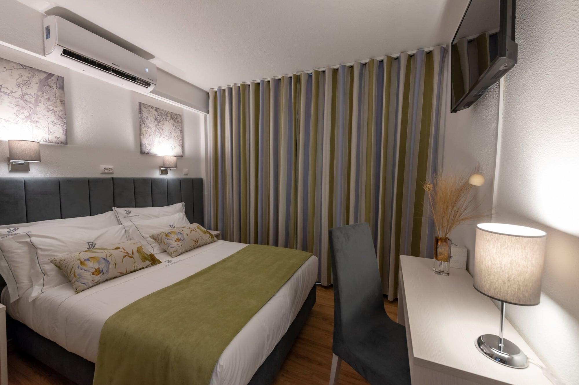Dinya Hotel&lounge Bar Hotel 3*