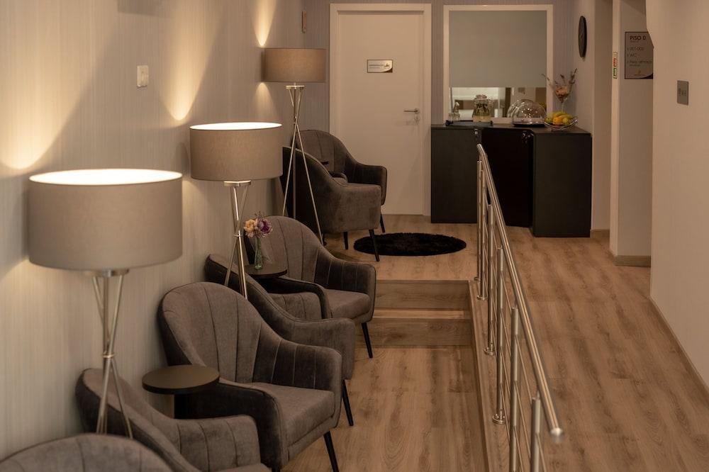 Hotel Dinya Hotel&lounge Bar